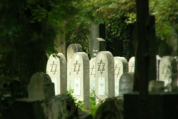 Der jüdische Friedhof Bild 1